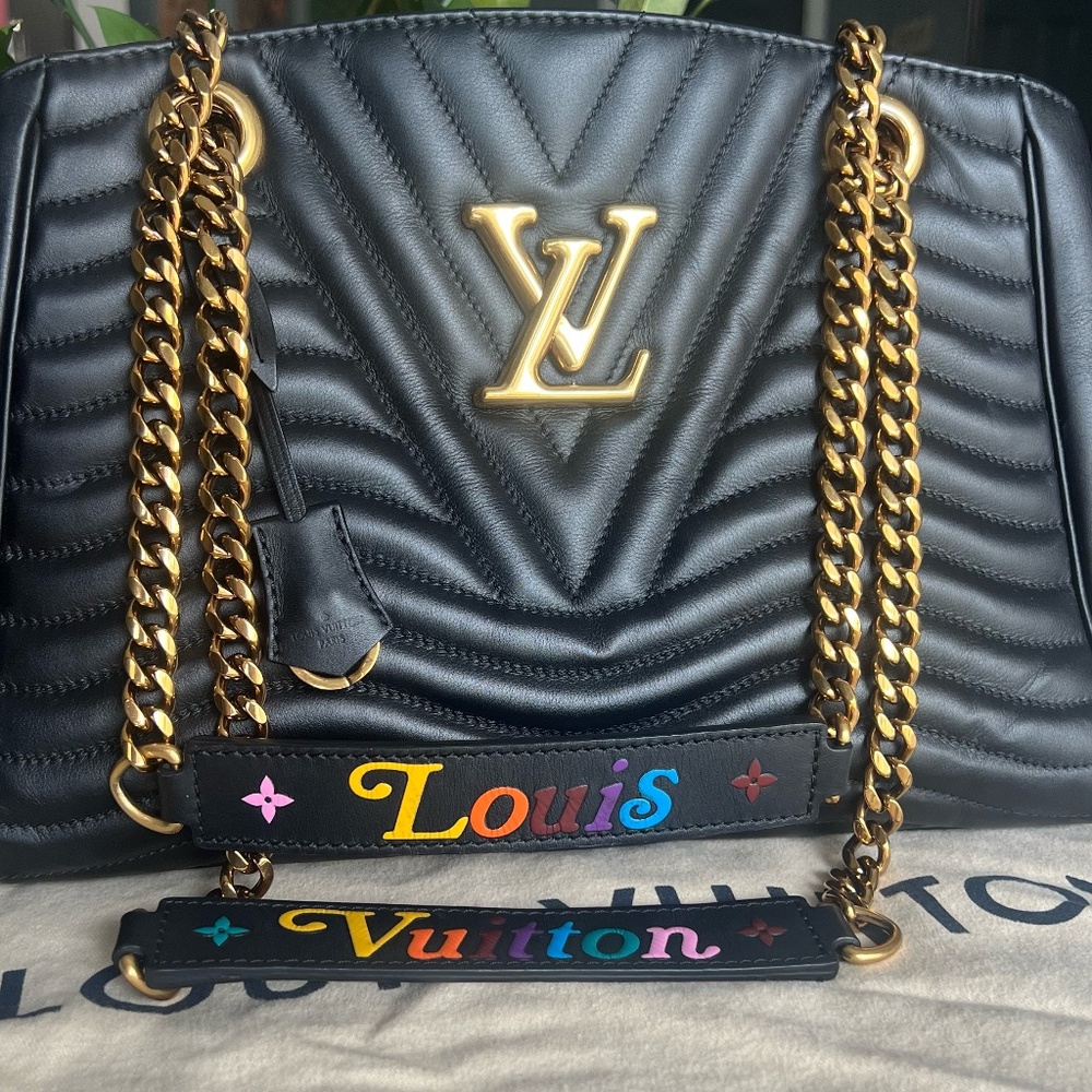 Louis Vuitton Calfskin New Wave Chain Tote Black